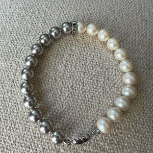 Monet gray and cream pearl bracelet